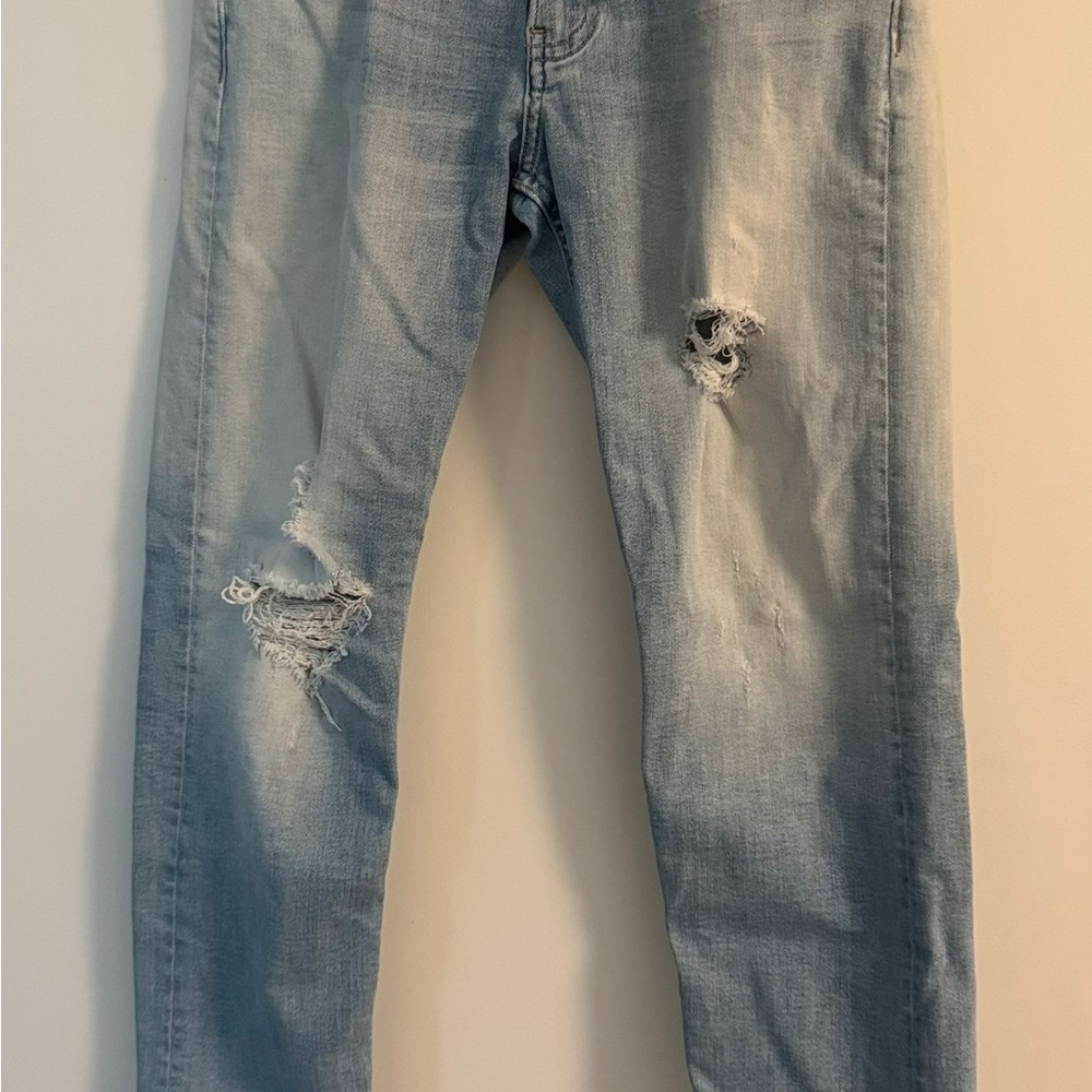 Calvin Klein Jeans Women's Light Blue Distressed Jeans